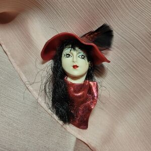 Vintage Art Deco Lady Brooch